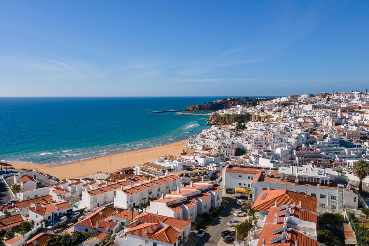 Typical T2 In Albufeira W/ Balcony By Lovelystay Exterior photo